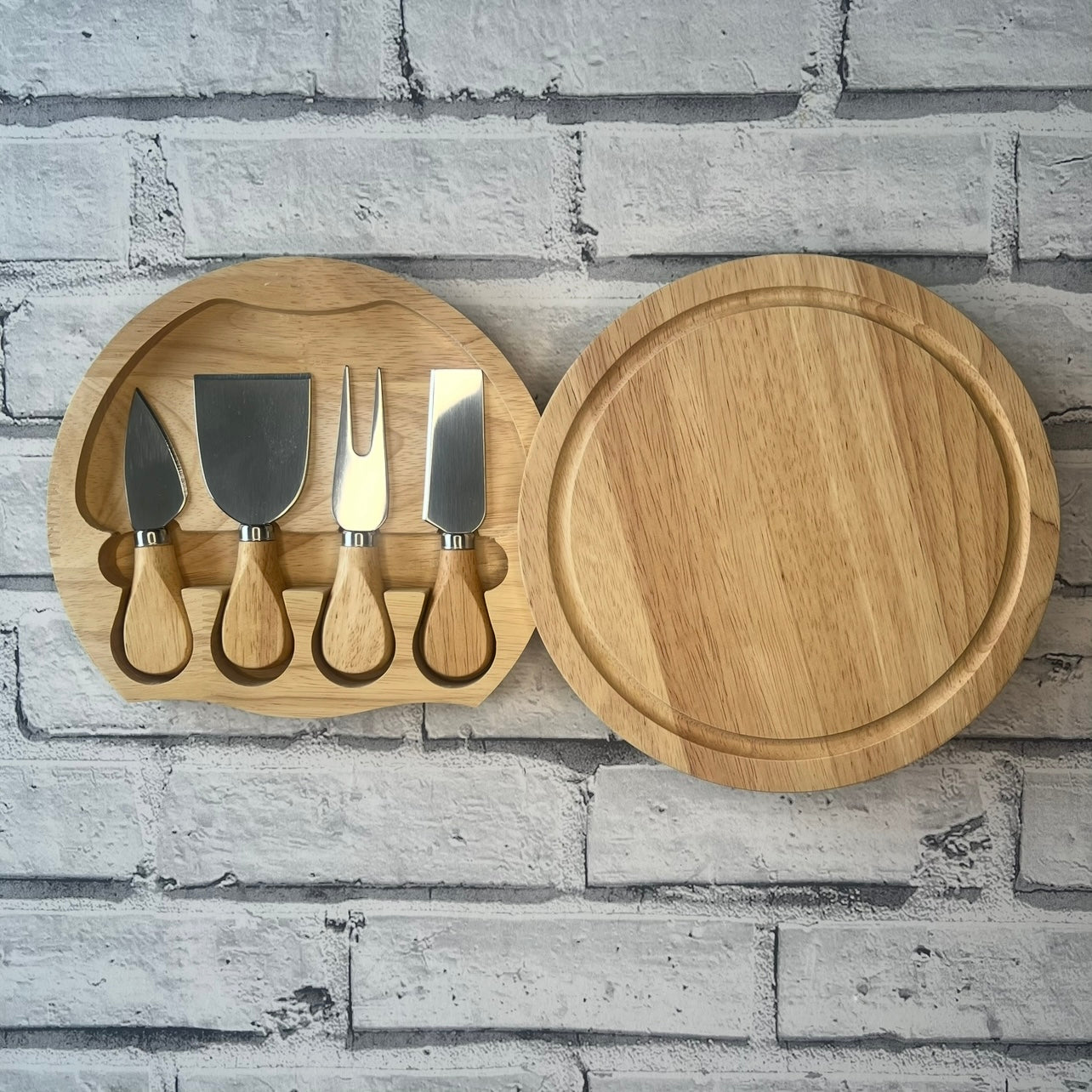Circle Personalised Cheese Board Set - Various Designs