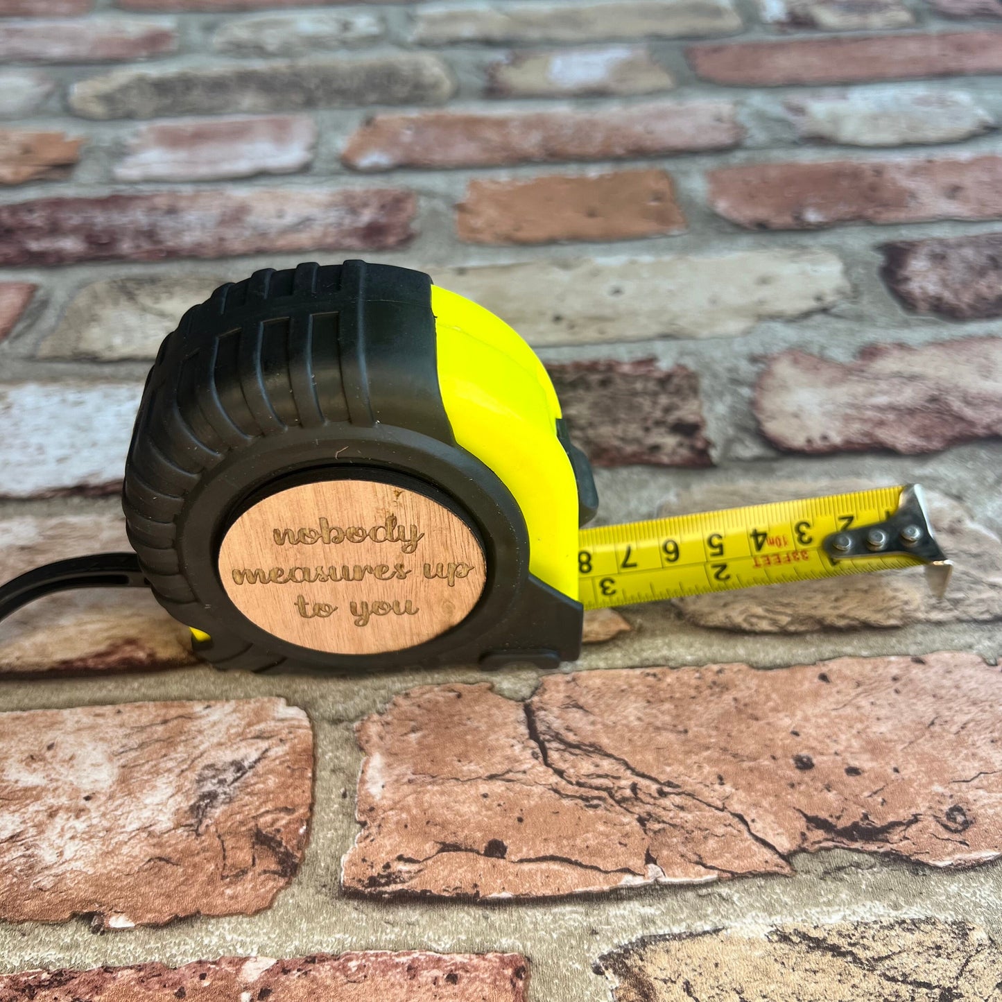 Tape Measure - Nobody Measures Up To You - 10m