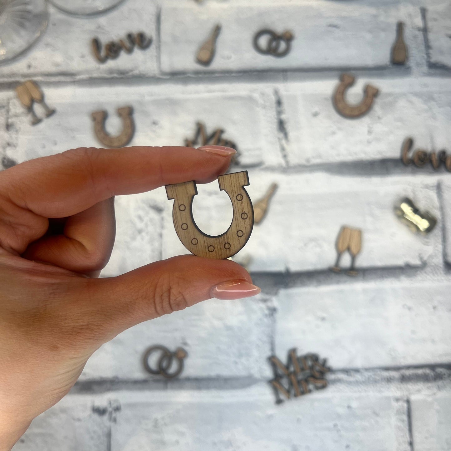 Wooden Table Confetti - Wedding