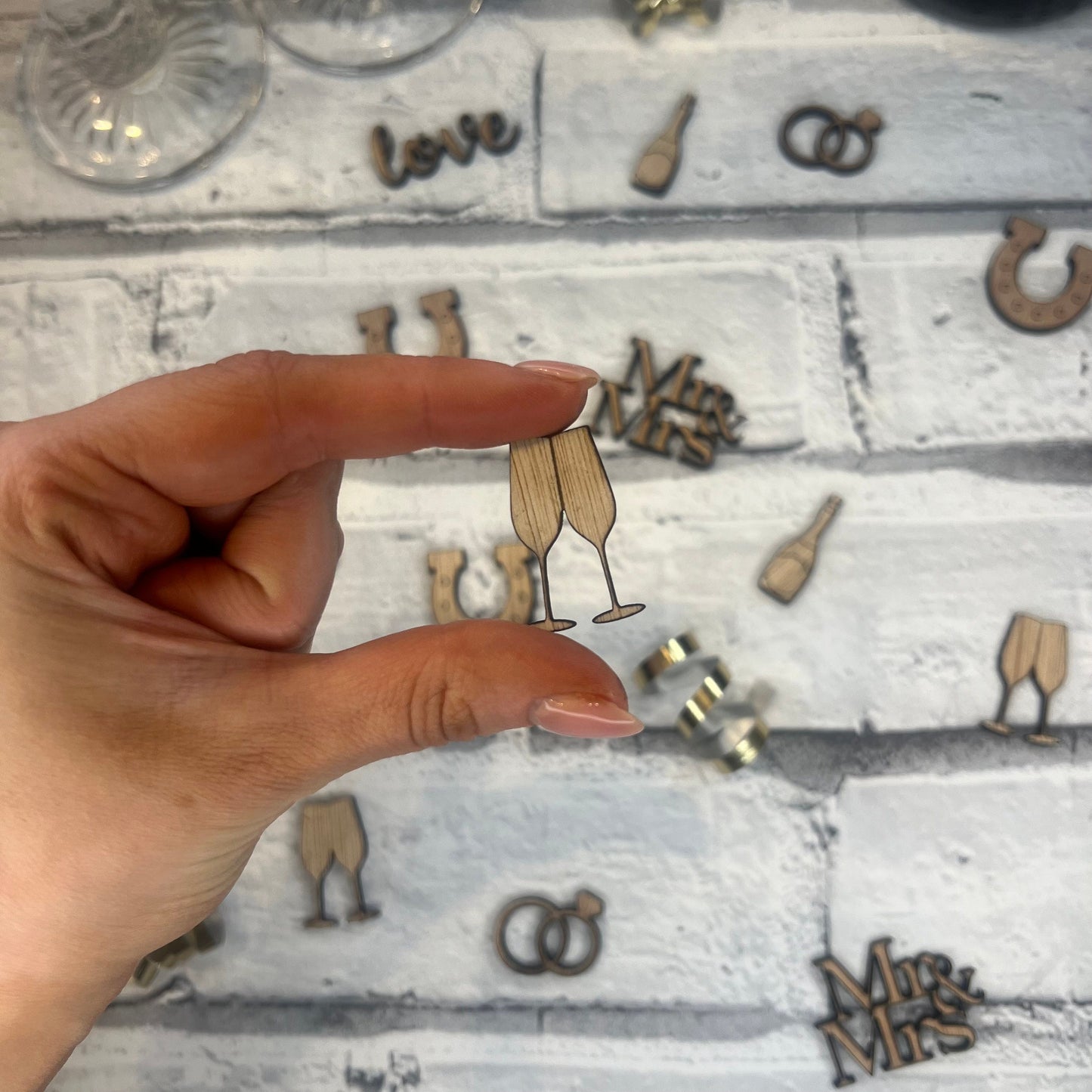 Wooden Table Confetti - Wedding